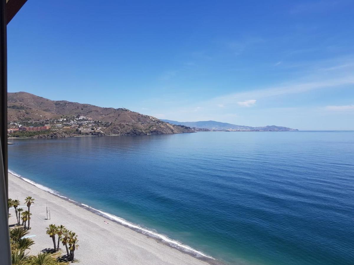 Atico En Almunecar. Primera Linea De Playa Con Vistas Espectaculares 外观 照片