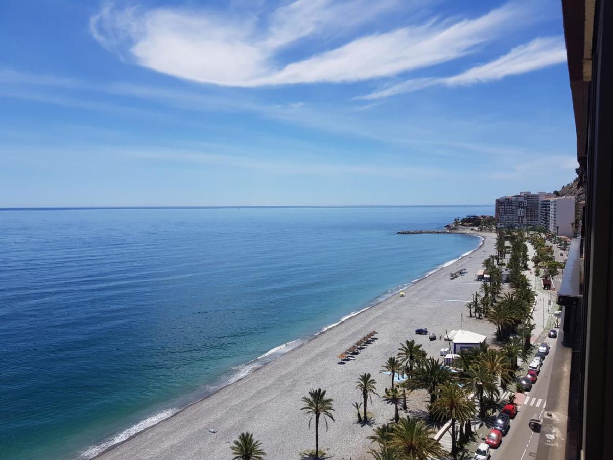 Atico En Almunecar. Primera Linea De Playa Con Vistas Espectaculares 外观 照片